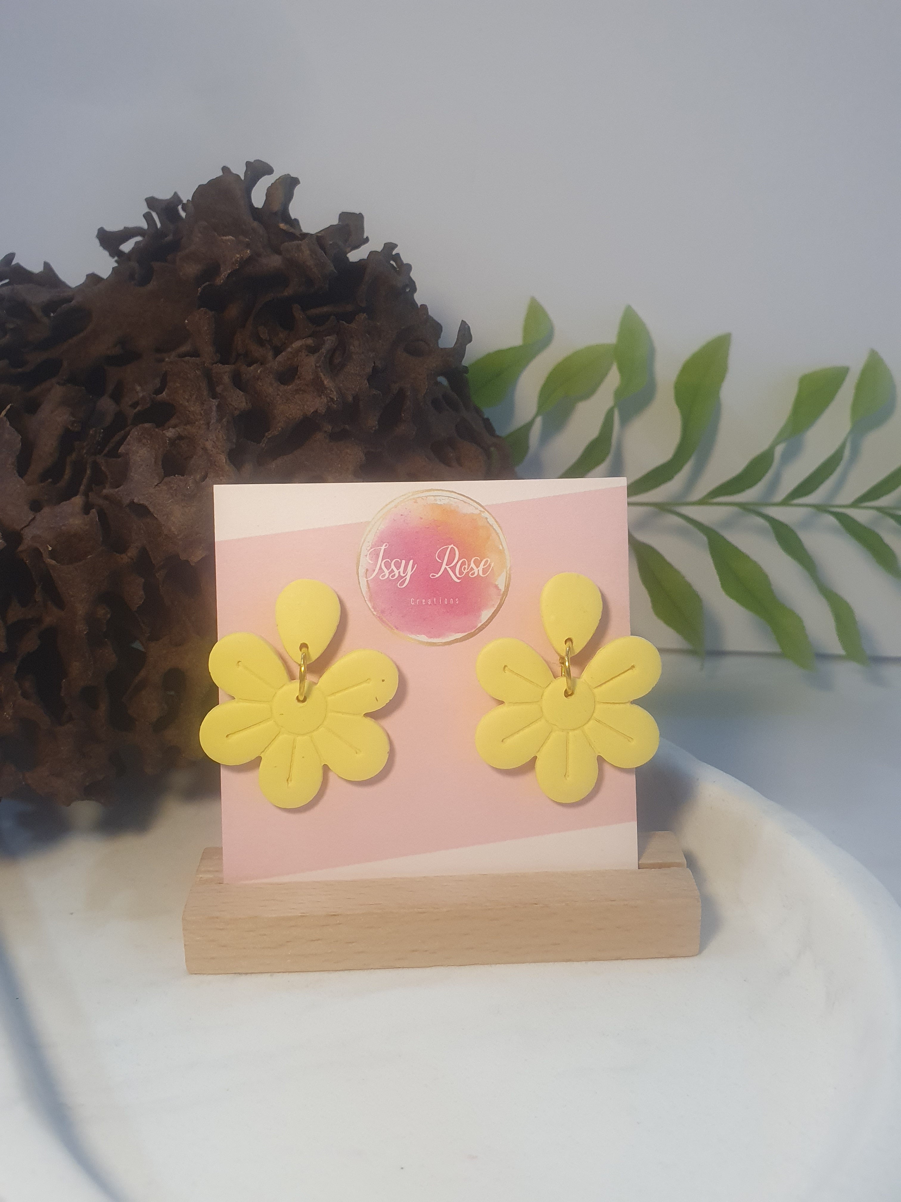 🌼 Flower Drop Polymer Clay Earrings